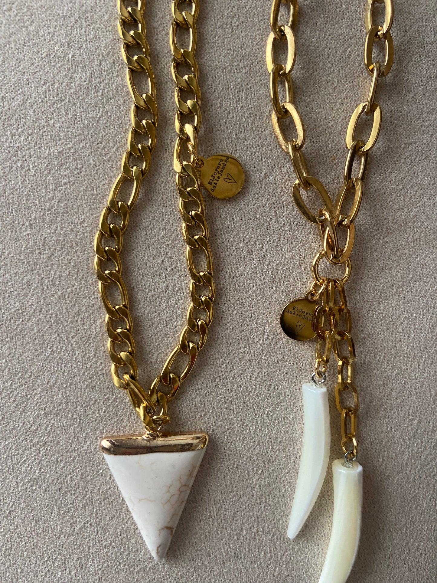 Collar Malí
