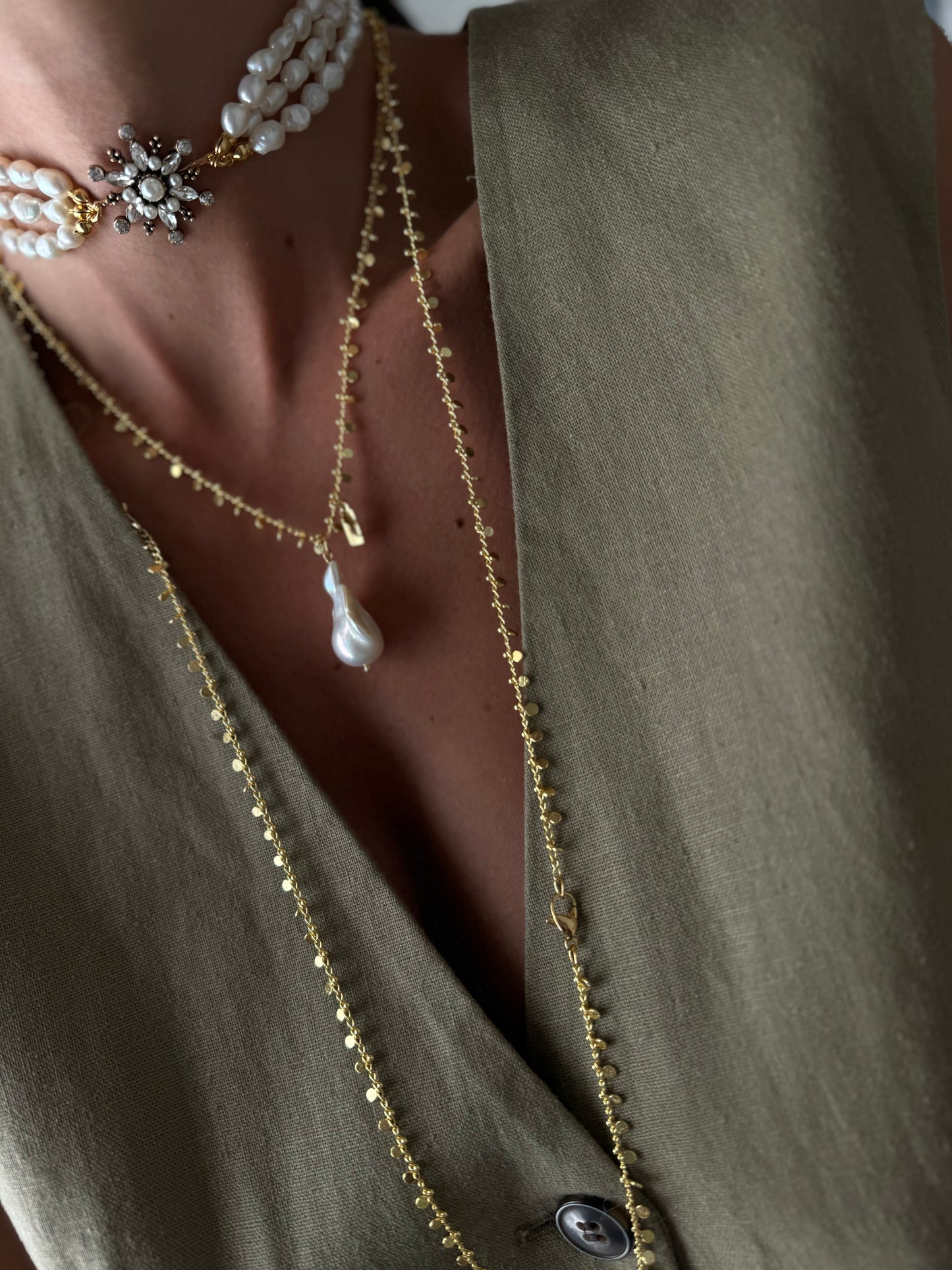 Choker Raíces Triplete de Perlas & Estrella Emperlada