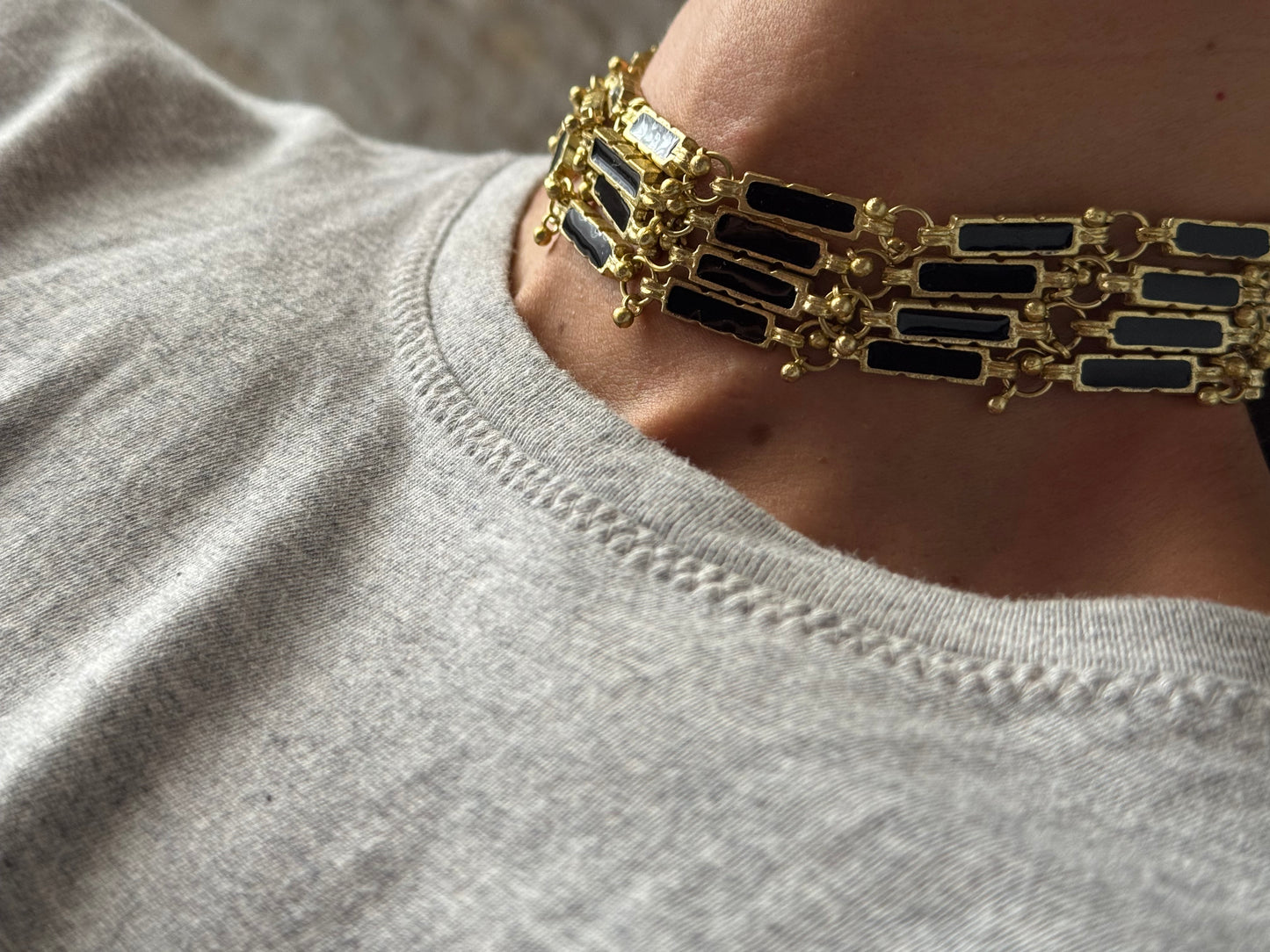 Choker Aurum "NOIR DORÉ"