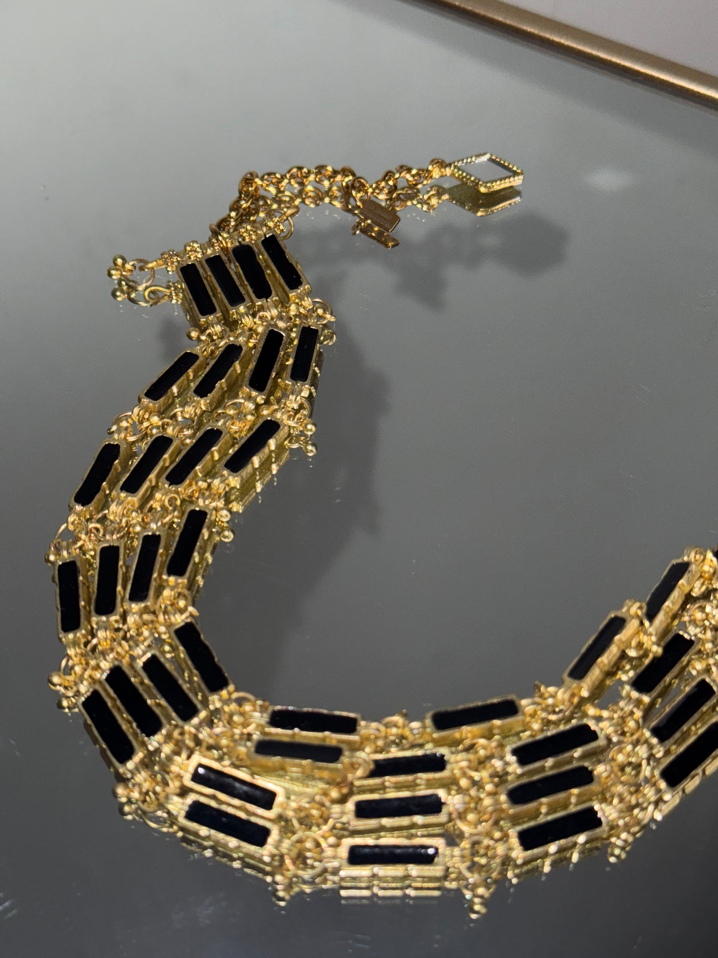 Choker Aurum "NOIR DORÉ"