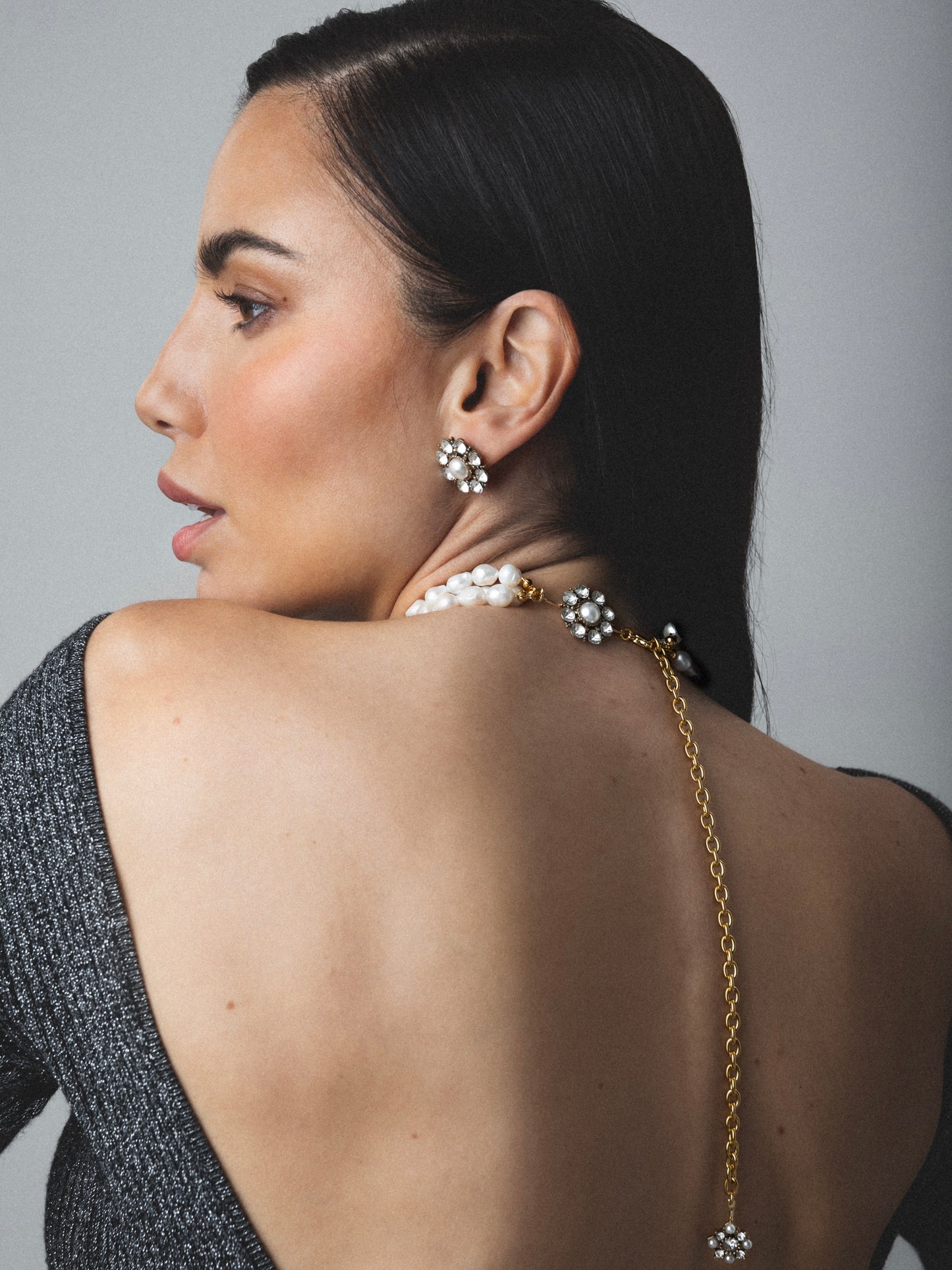 Choker RAÍCES Espalda Eterna & Rosetón Vintage