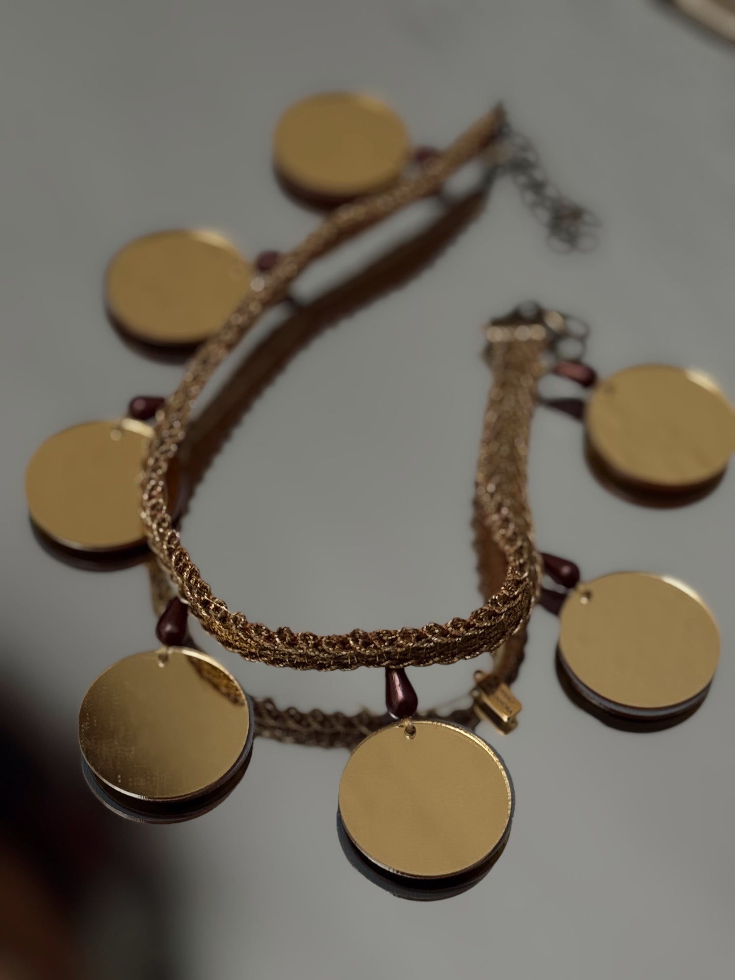 Choker Aurum Monedas Glow