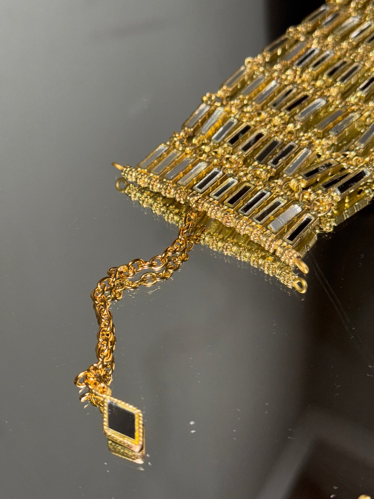 Choker Aurum "NOIR DORÉ"