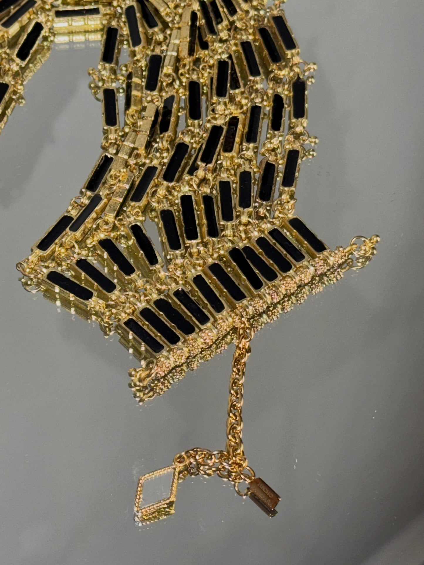 Choker Aurum "NOIR DORÉ"