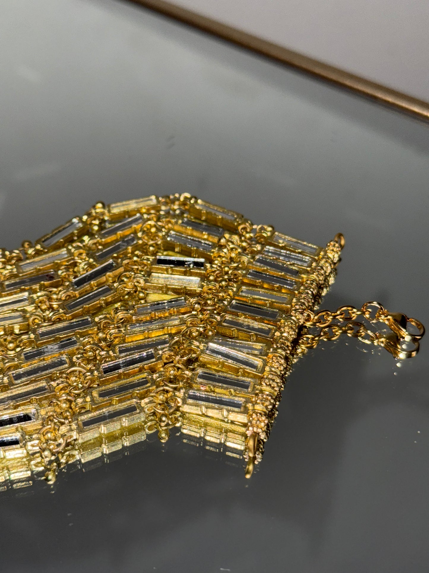 Choker Aurum "NOIR DORÉ"