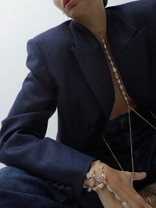 Body Chain Aurum - Raíz de luz