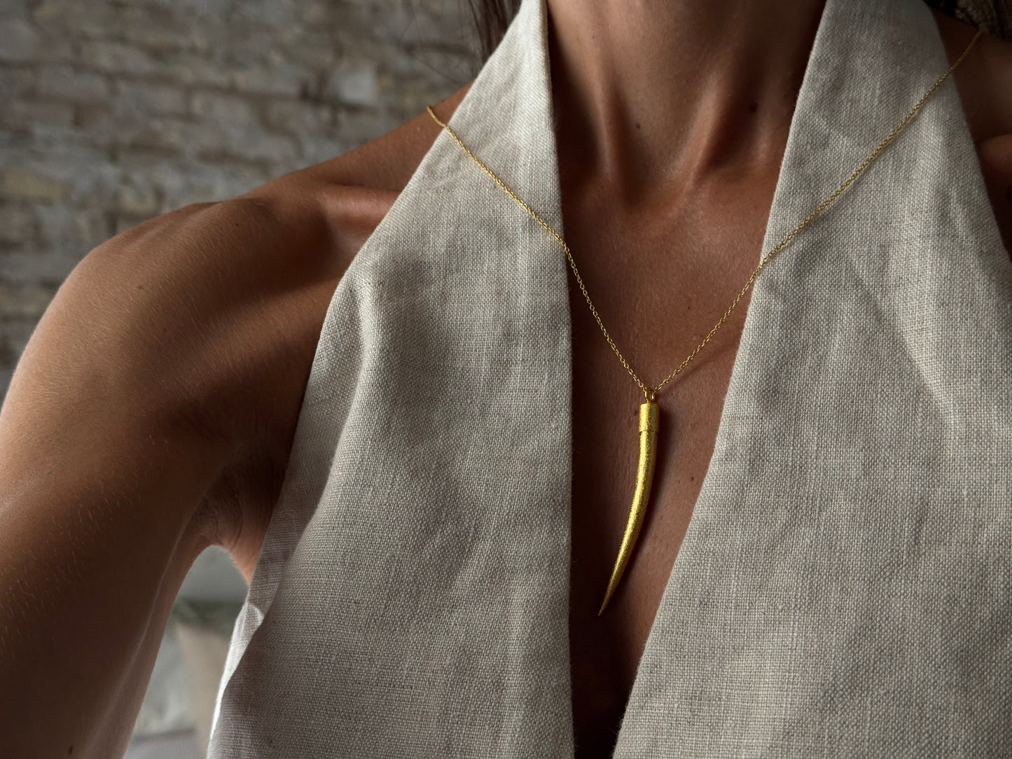Collar Multiposición Cuerno Oro SAFARA