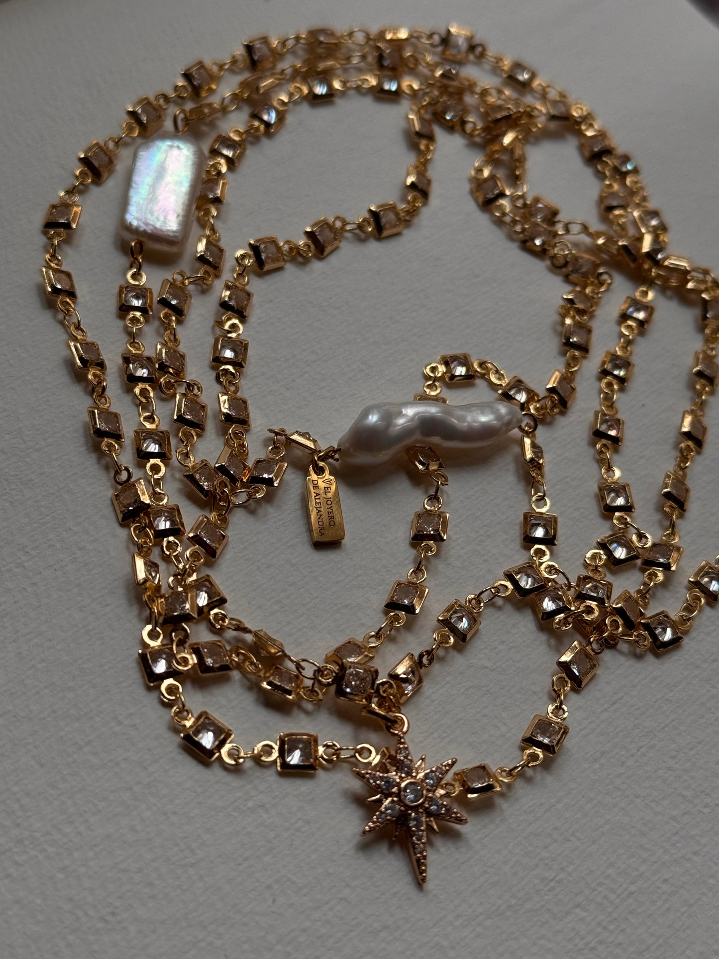 Collar Multiposición Emilianna Glass, Raíces