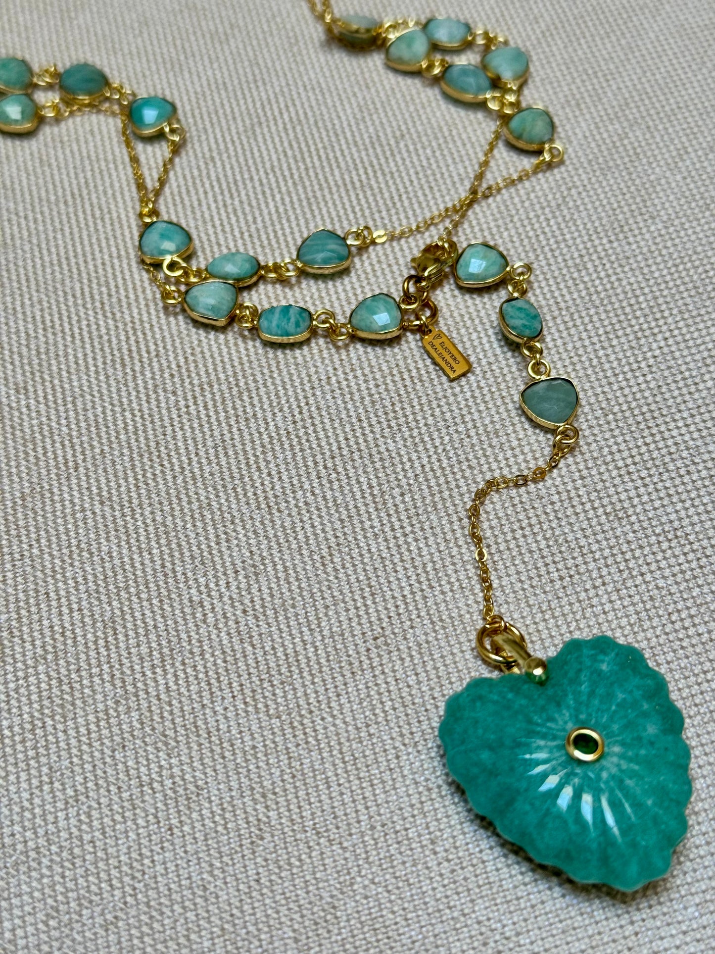 Collar Corbatero ISOLA BELLA Corazón ~ISLA